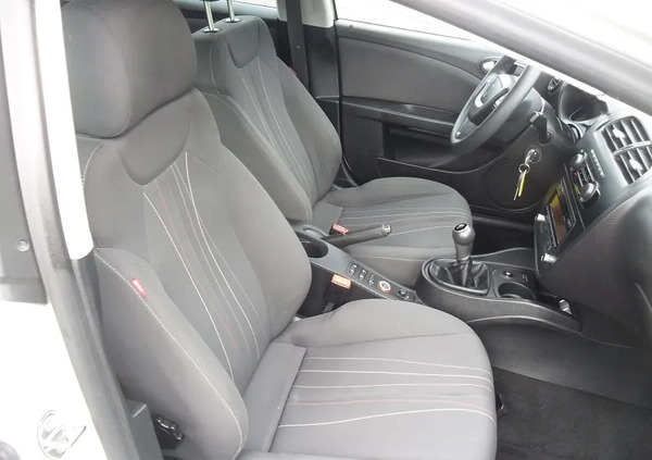 Seat Leon cena 16900 przebieg: 210000, rok produkcji 2011 z Kutno małe 137